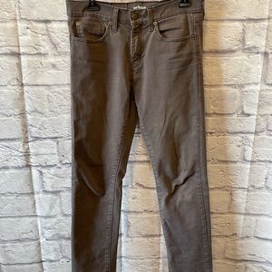 30x32 Men’s Urban Pipeline Ultimate Flex Jeans in Grey